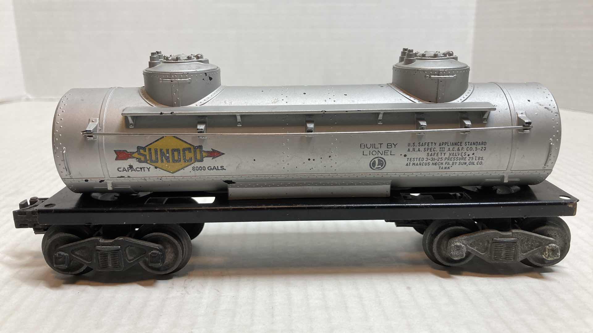 Photo 1 of LIONEL TRAINS 6465 SUNOCO TRAIN CAR