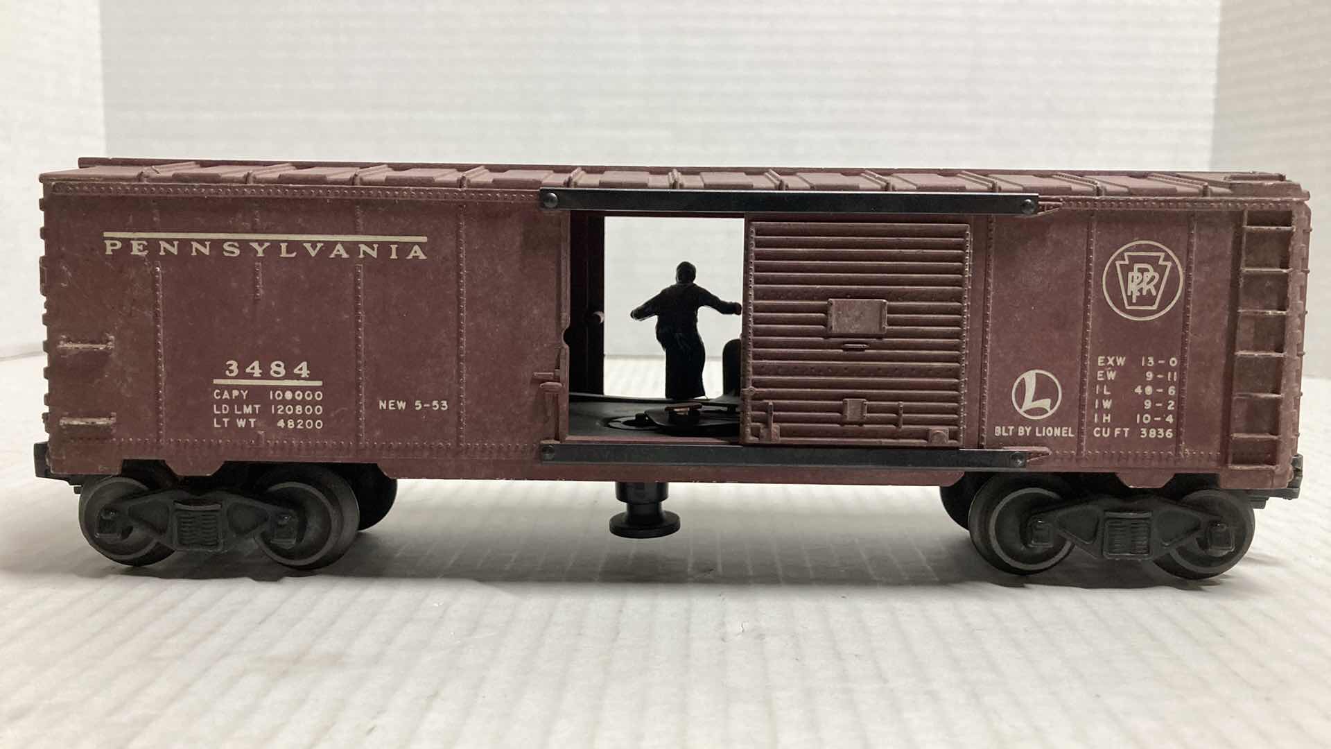 Photo 3 of LIONEL PENNSYLVANIA OPERATING BOX CAR 3484