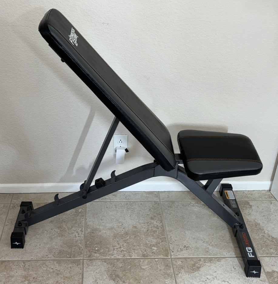 Photo 2 of FITNESS GEAR UTILITY BENCH (FGUB250)