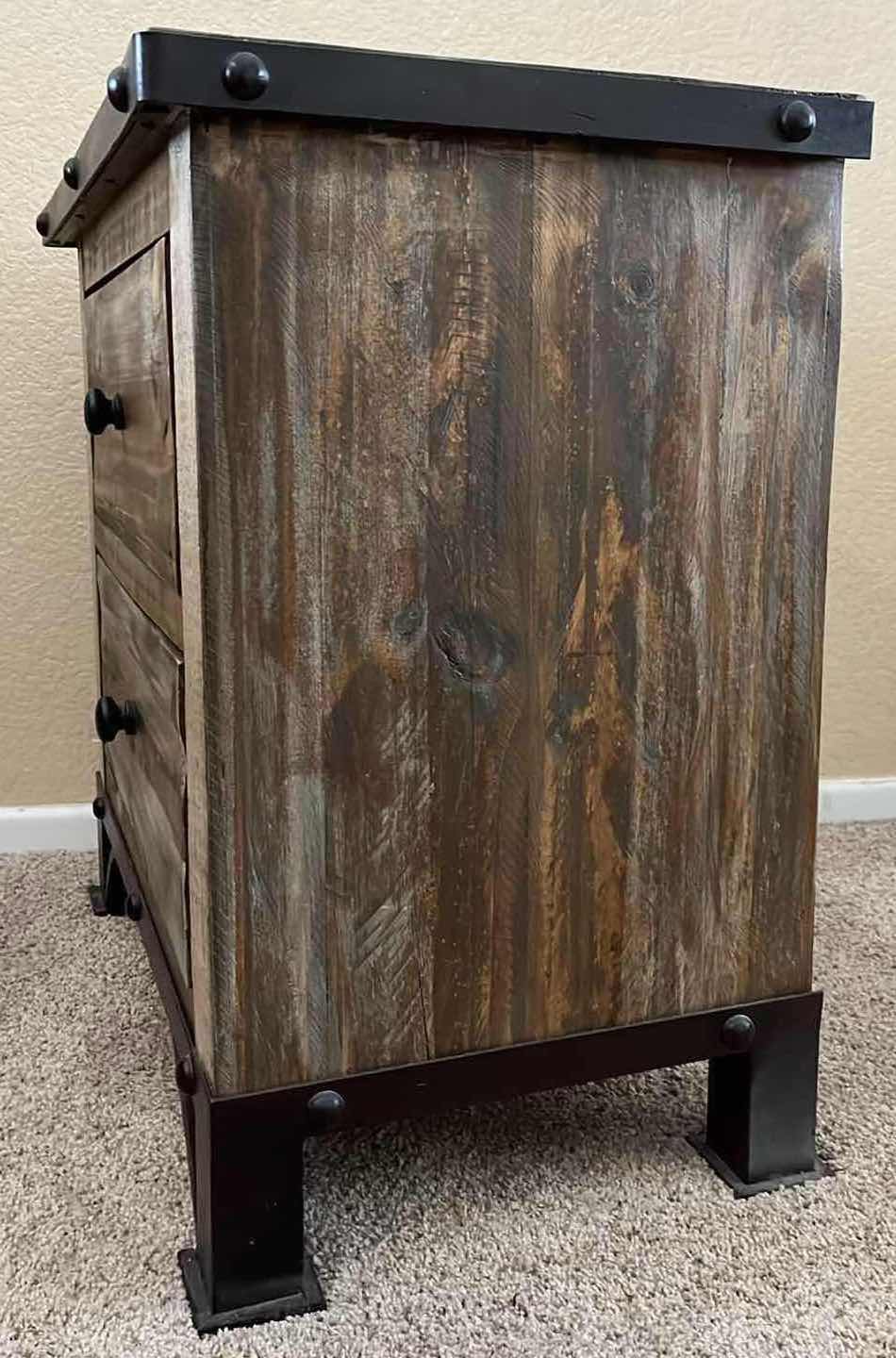 Photo 4 of INTERNATIONAL FURNITURE DIRECT ANTIQUE BARNWOOD RUSTIC NIGHTSTAND SIDE TABLE 28” X 16.5” H26”