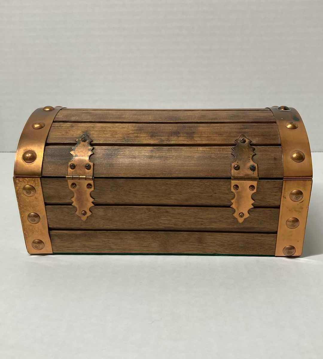 Photo 3 of RUSTIC WOODEN SLATTED CHEST W COPPER HARDWARE JEWELRY BOX 8” X 5” H3.5”