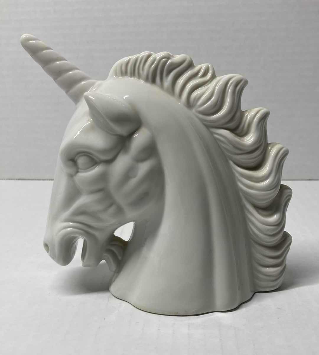 Photo 1 of UNDERWRITERS LABORATORIES CERAMIC UNICORN LAMP TOP