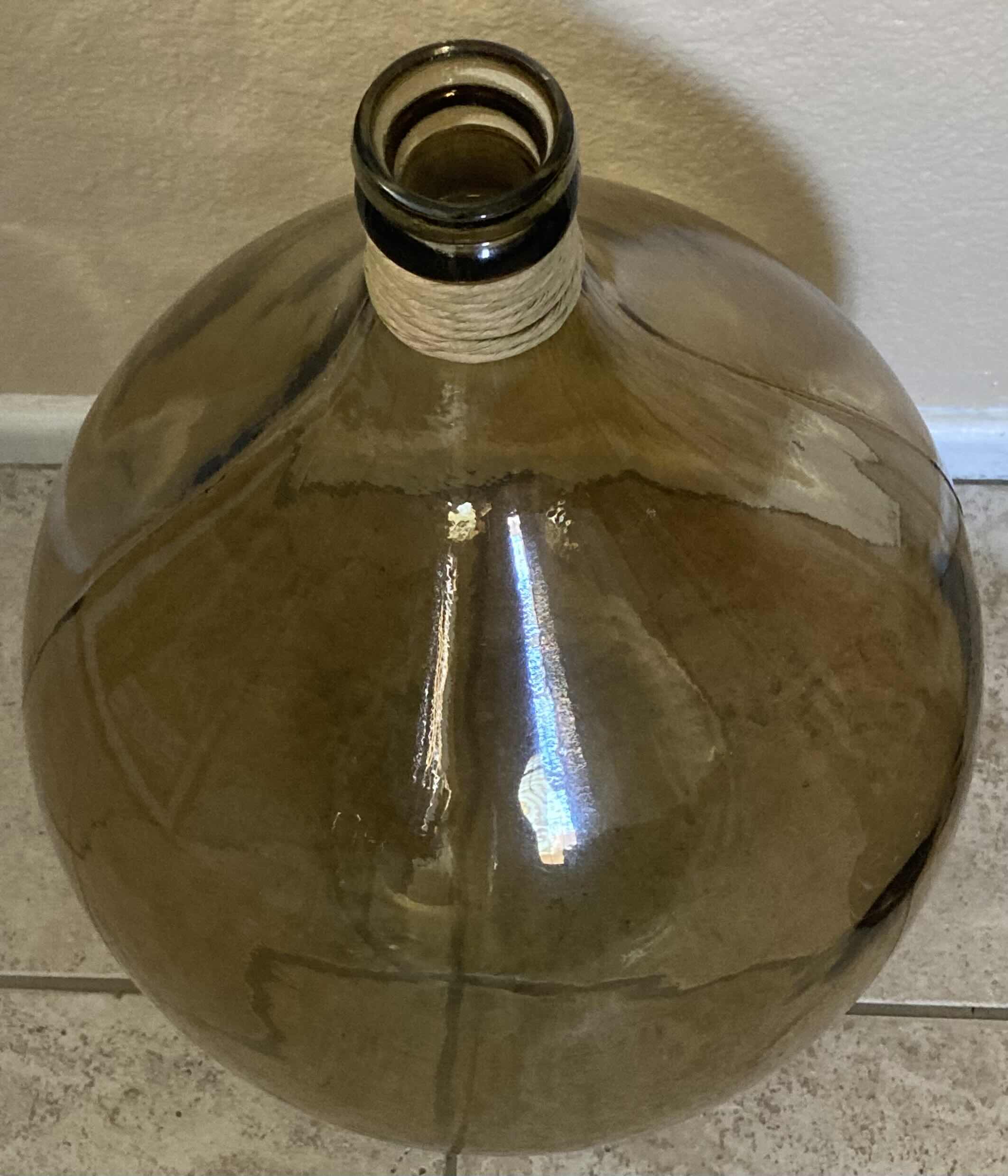 Photo 2 of VIDRIOS SAN MIGUEL HAND BLOWN FLOOR BOTTLE VASE H24”