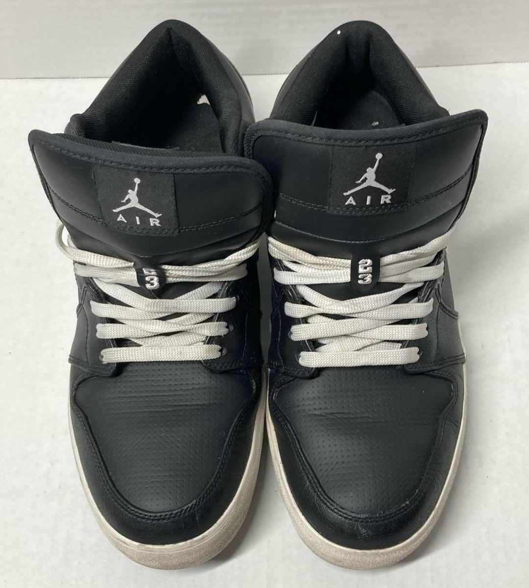 Photo 6 of NIKE JORDAN BASKETBALL SNEAKERS MEN’S SIZE 12 (3)