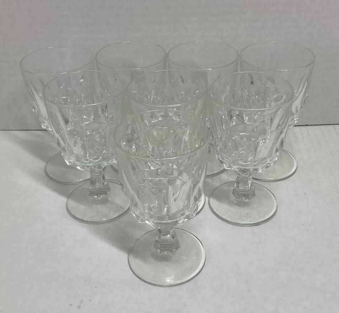 Photo 1 of ARCOROC FRANCE CRYSTAL CLEAR WINE GLASSES (SET OF 8) H5”