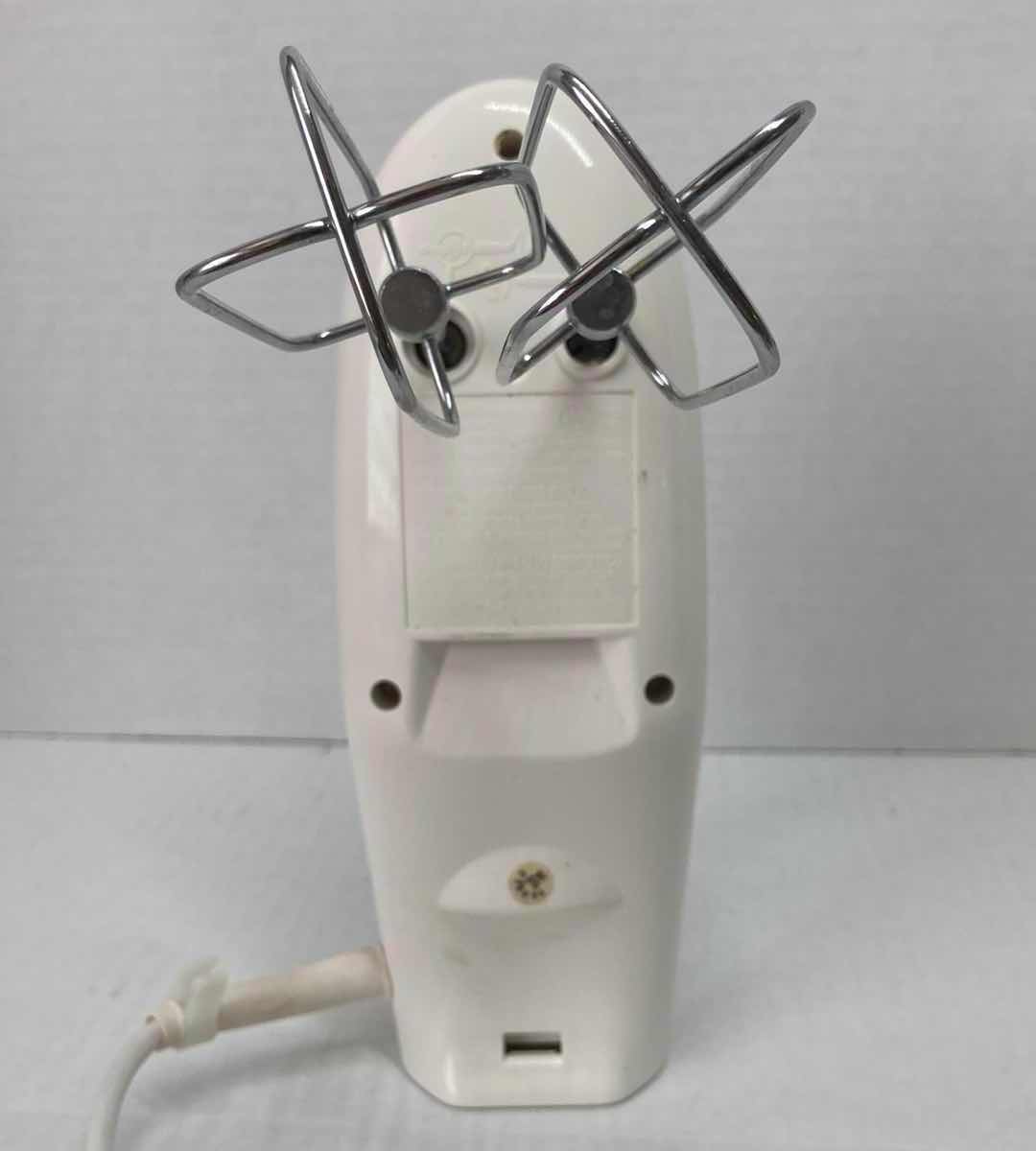 Photo 4 of HAMILTON BEACH HAND MIXER MODEL 62660