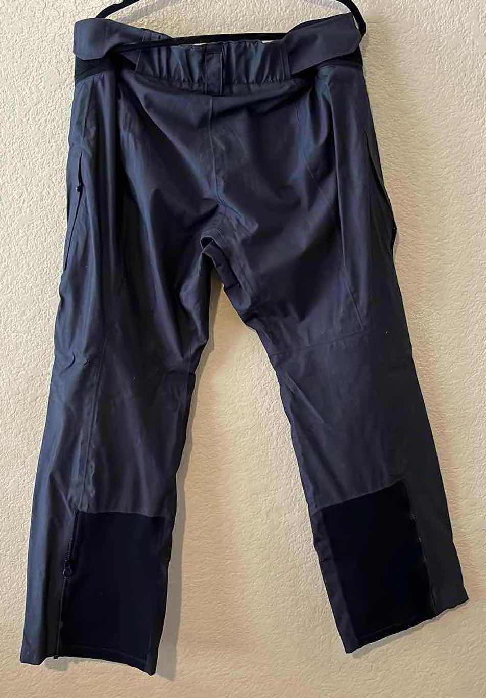 Photo 2 of HELLY HANSEN QE BLACK SNOW SKI PANTS MENS XL