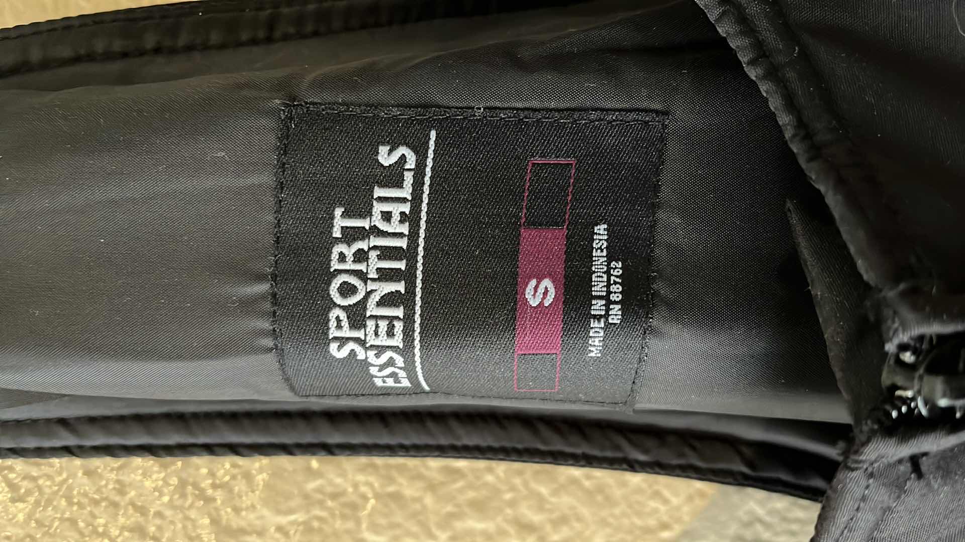 Photo 3 of SPORT ESSENTIALS OVERALL SNOW PANTS WOMENS SM