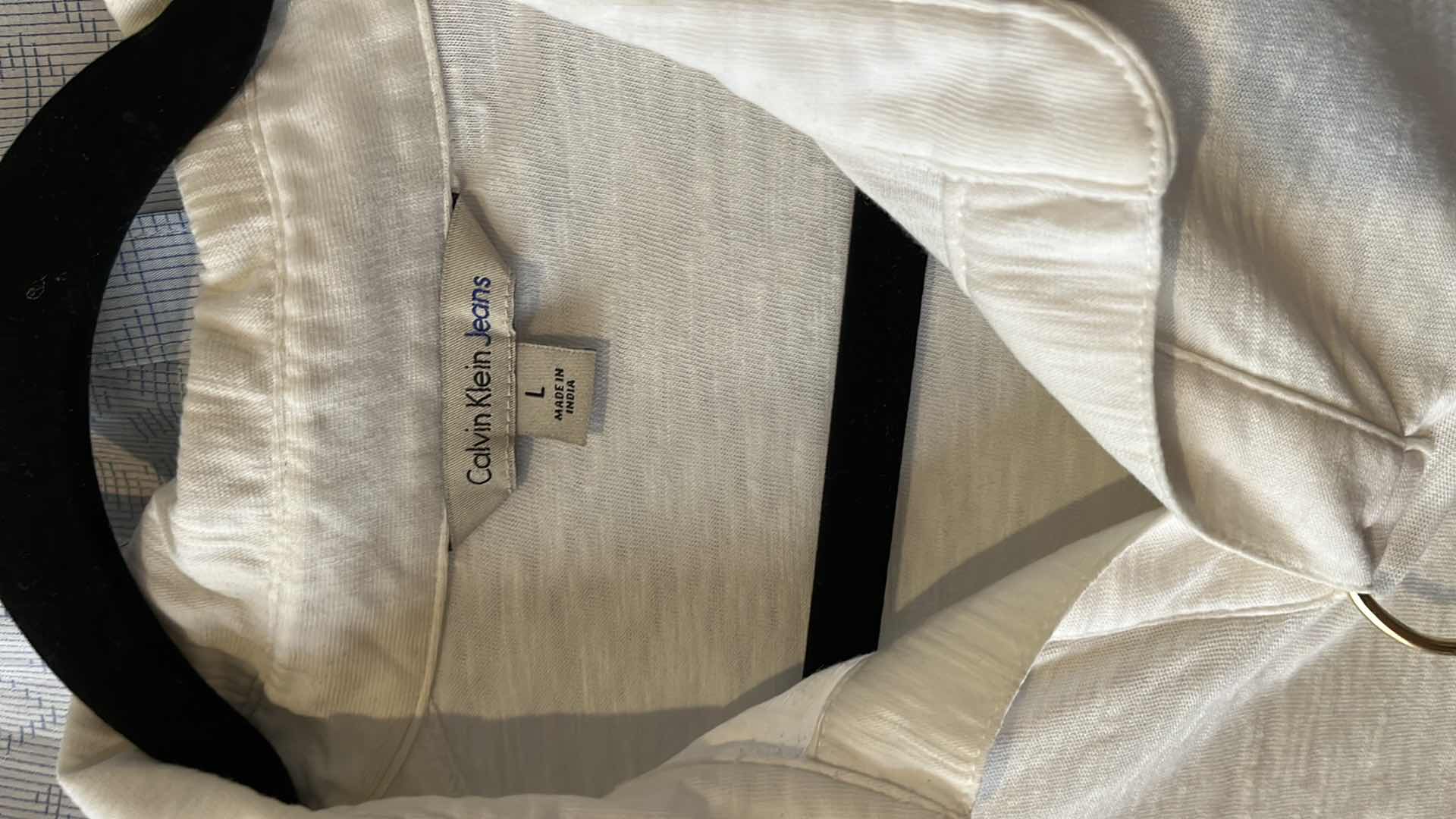 Photo 4 of CALVIN KLEIN SHORT SLEEVE DRESS SHIRTS LG-XL (3)