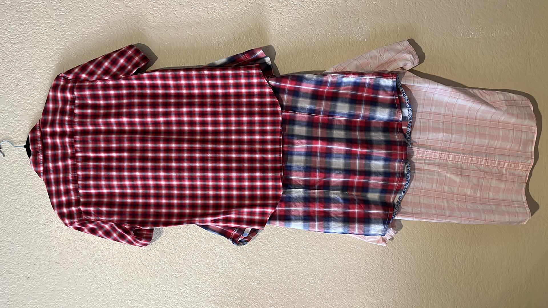 Photo 2 of CALVIN KLEIN, VINTAGE RED, LACOSTE PLAID SHORT SLEEVE DRESS SHIRTS MENS LG-XL (3)