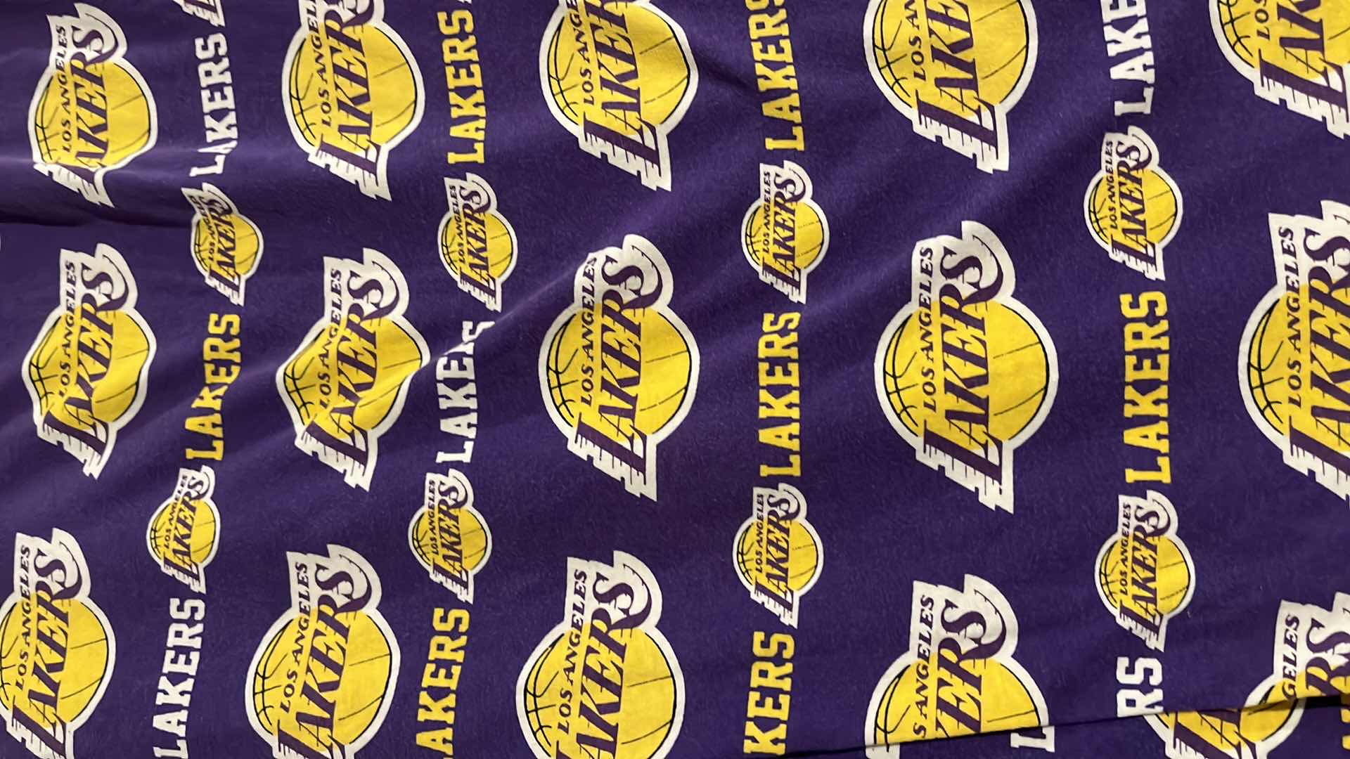 Photo 3 of LOS ANGELES LAKERS PAJAMA PANTS MENS L-XL (2)