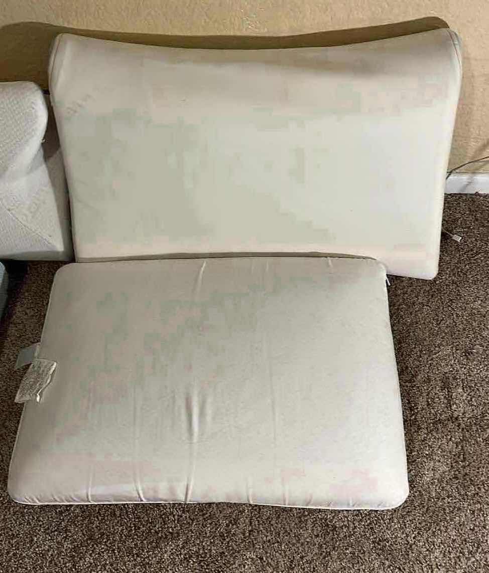 Photo 3 of MEMORY FOAM PILLOWS (4)