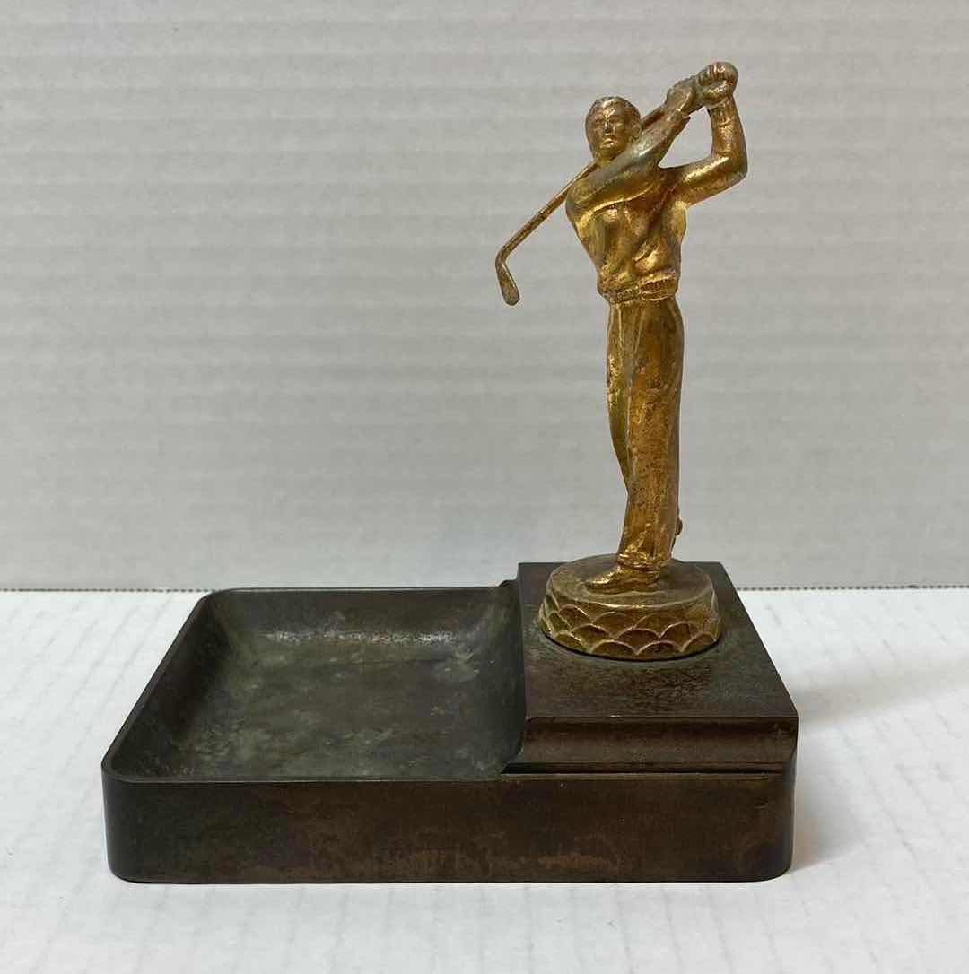 Photo 4 of VINTAGE GLEN & CHETS LAKE SHORE TOURNEY BRONZE GOLFER DESK CHANGE HOLDER