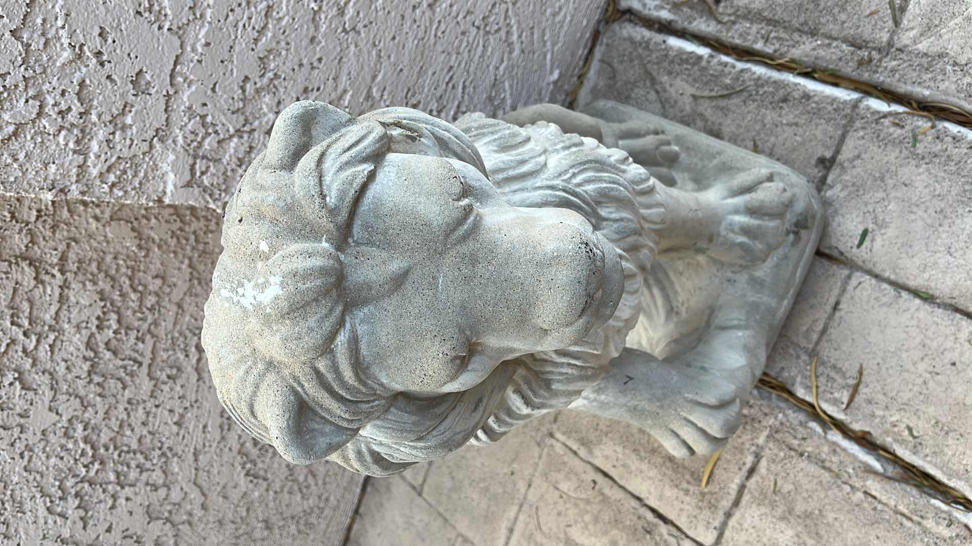 Photo 2 of STONE LION PATIO DECOR 11” X 15.5” H24.5