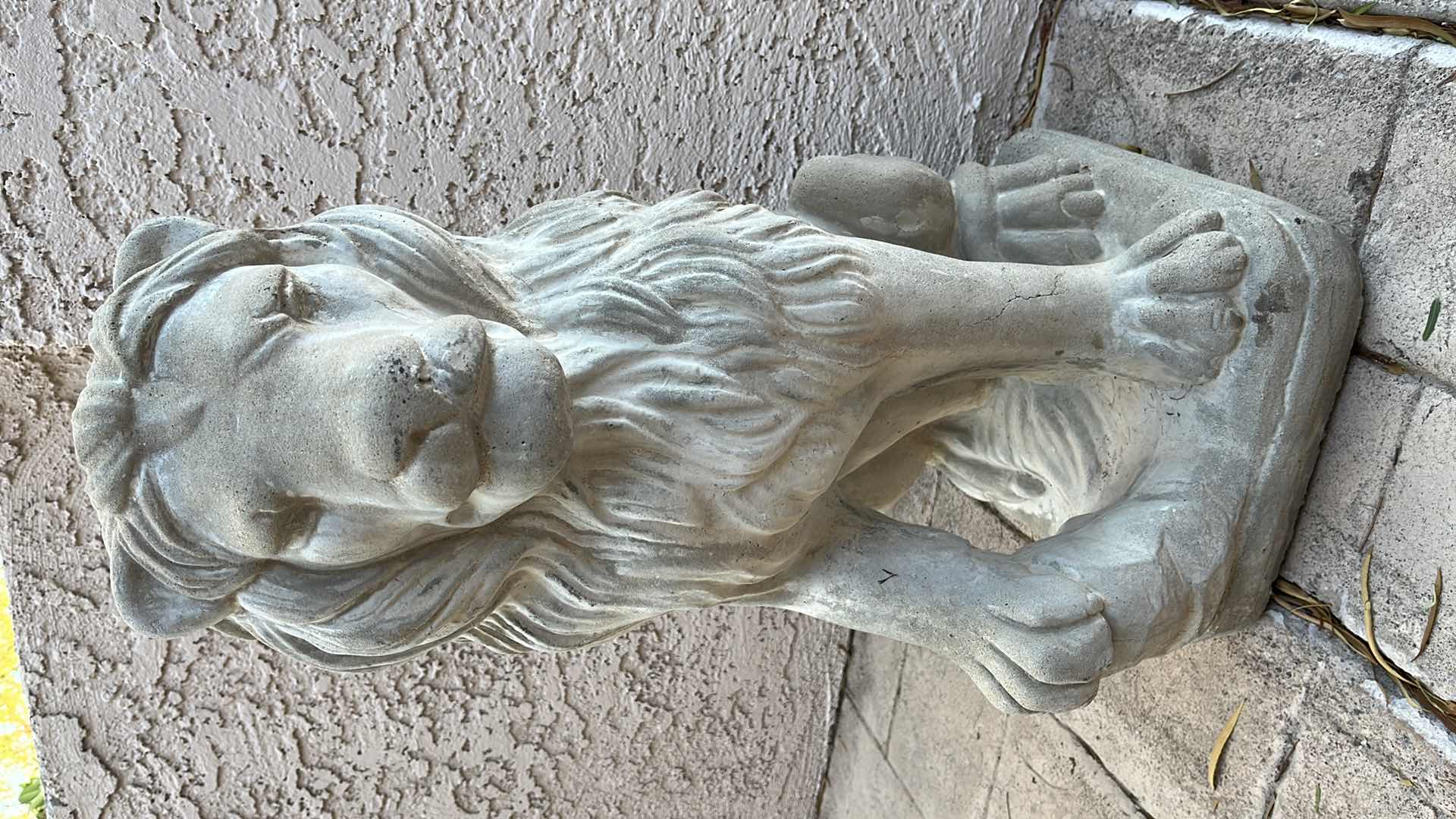 Photo 1 of STONE LION PATIO DECOR 11” X 15.5” H24.5