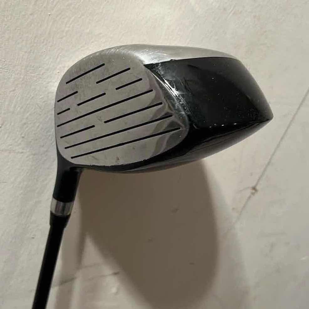 Photo 2 of NITRO MID FIRM FLEX POWER SHOT TITANIUM MATRIX 1 GOLF DRIVER W NITRO SLEEVE