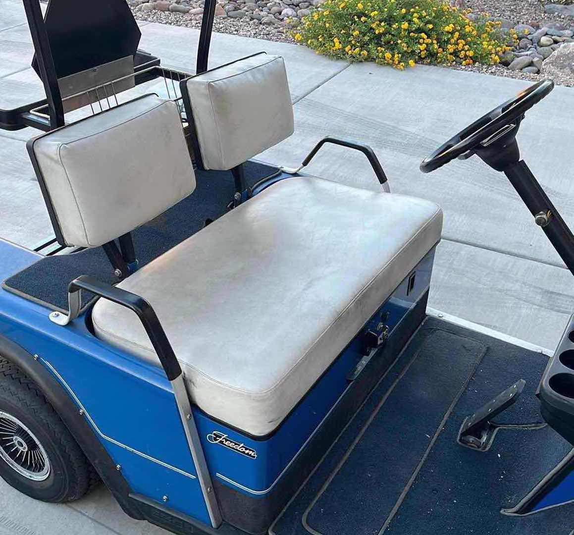 Photo 7 of EZGO TEXTRON FREEDOM GOLF CART YR.90s MANUFACTURER NO. A2090 SERIAL NO. 572692 W E-SERIES SCR BATTERY CHARGER (READ NOTES)