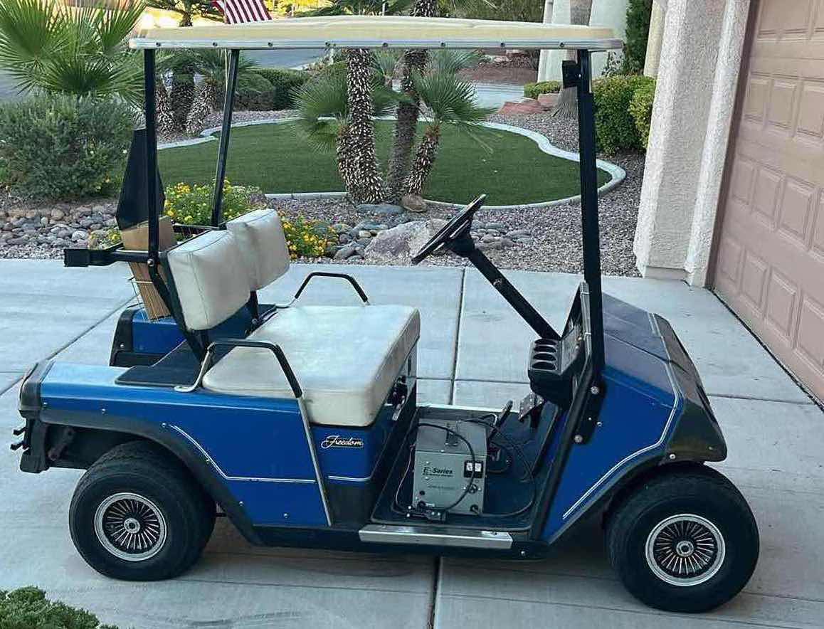 Photo 1 of EZGO TEXTRON FREEDOM GOLF CART YR.90s MANUFACTURER NO. A2090 SERIAL NO. 572692 W E-SERIES SCR BATTERY CHARGER (READ NOTES)