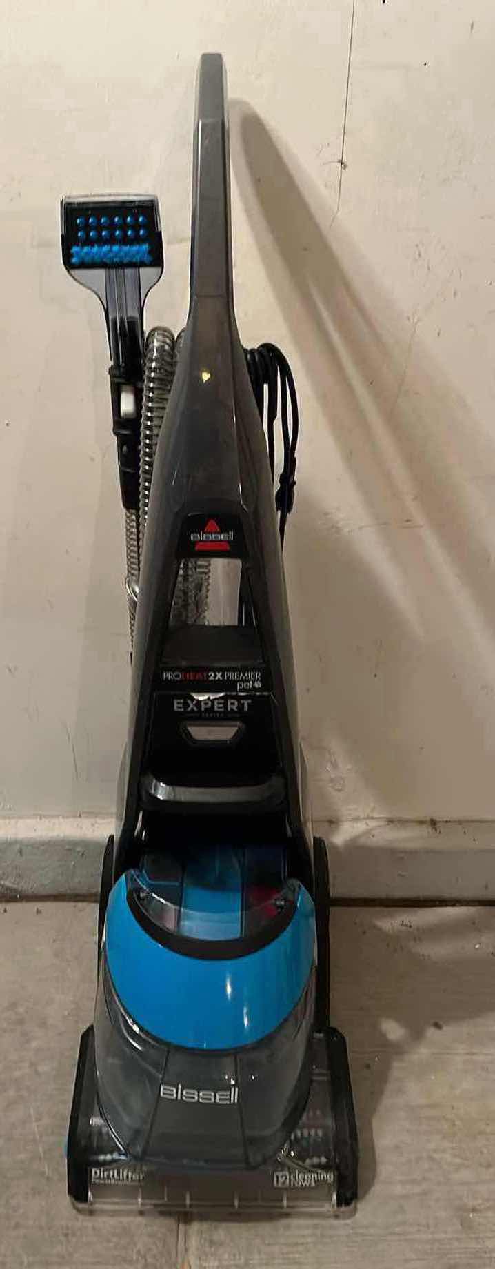 Photo 1 of BISSELL EXPERT SERIES DIRT LIFTER POWER BRUSH SYSTEM PRO HEAT 2X PET FLOOR/CARPET CLEANER W 2 ATTACHMENTS MODEL 17N42