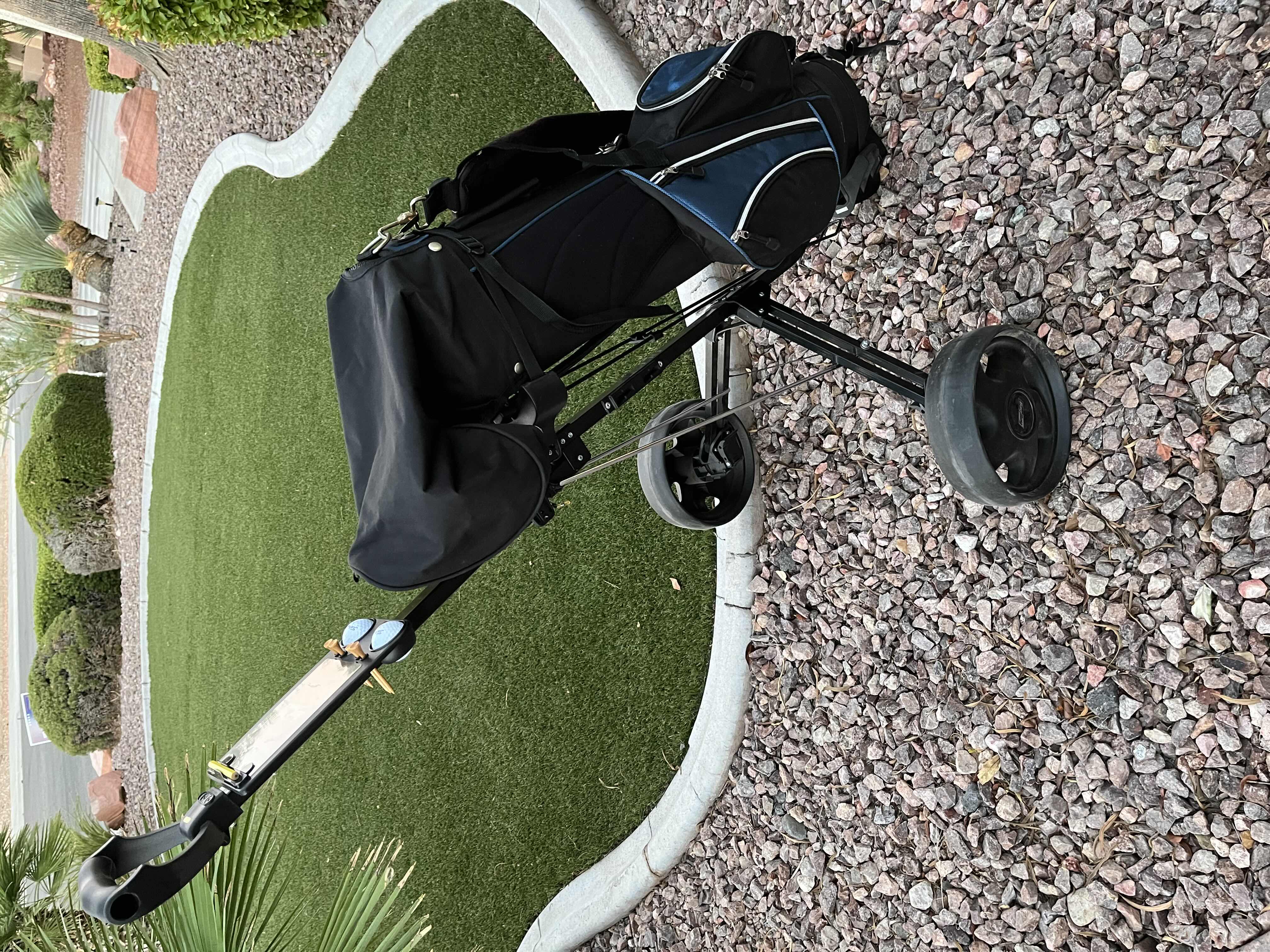 Photo 2 of NITRO BLACK/BLUE GOLF BAG W BAGBOY STAND & CLUB COVER