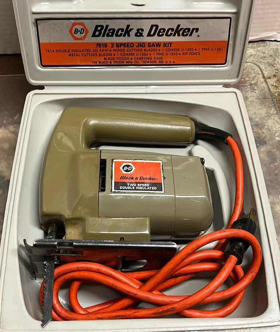 Photo 2 of BLACK & DECKER 2 SPEED JIG SAW MODEL 7519