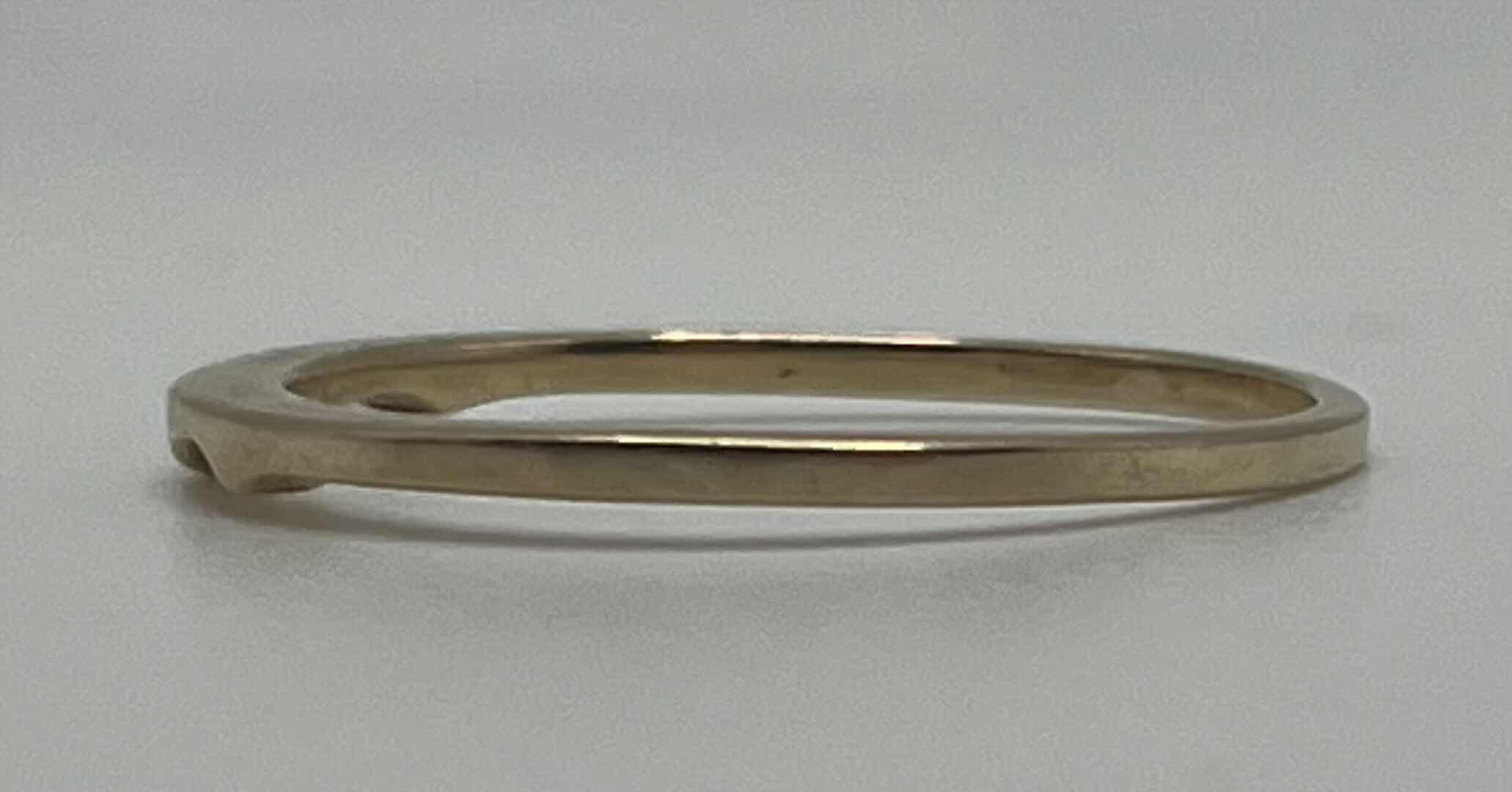 Photo 5 of GOLD WEDDING RING 14K BAND 1.6GRAMS WOMENS SIZE 9-10