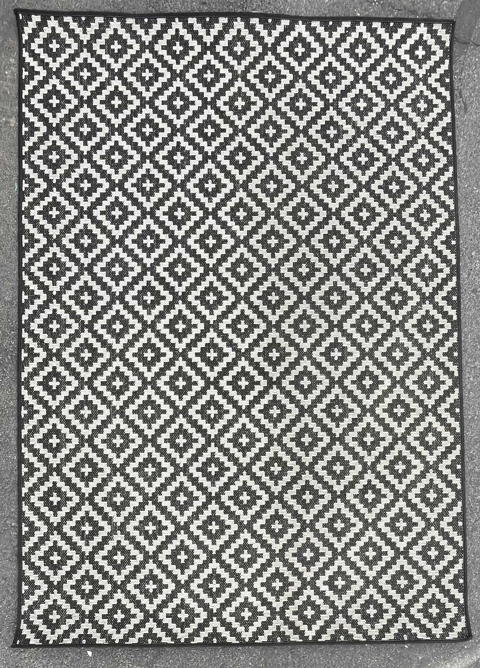 Photo 1 of DIAMOND MONO BLACK & WHITE PATIO RUG 60” X 86”