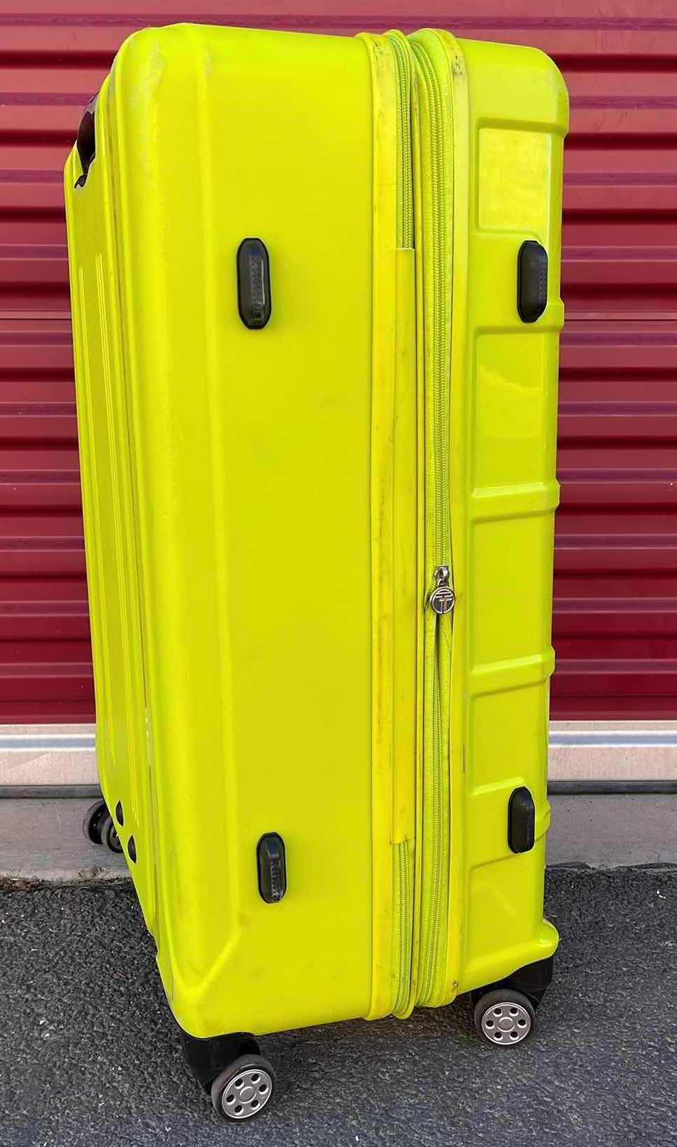 Photo 4 of TOSCA WARRIOR LIME GREEN HARD CASE ROLLING CHECK BAG LUGGAGE 21.5” X 12.5” H31”