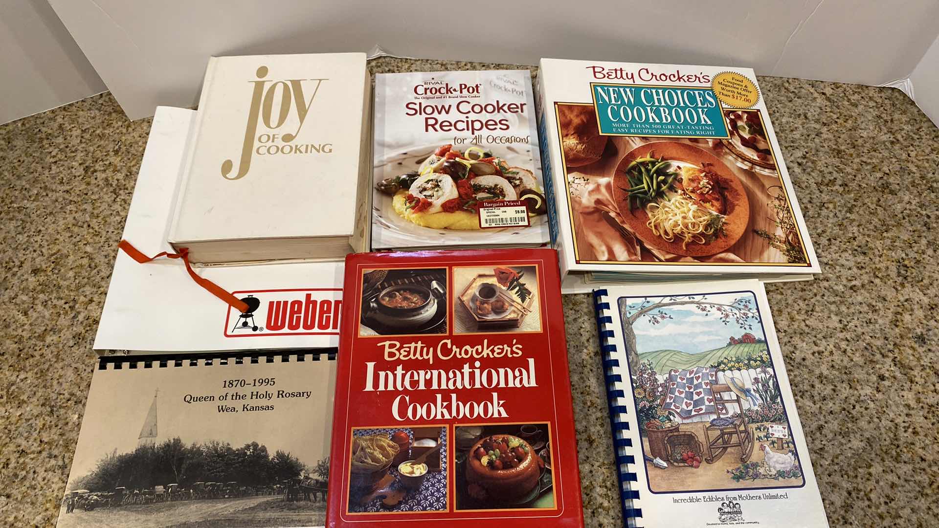 Photo 5 of 15 BOOK ASSORTMENT (MOSTLY COOK BOOKS)