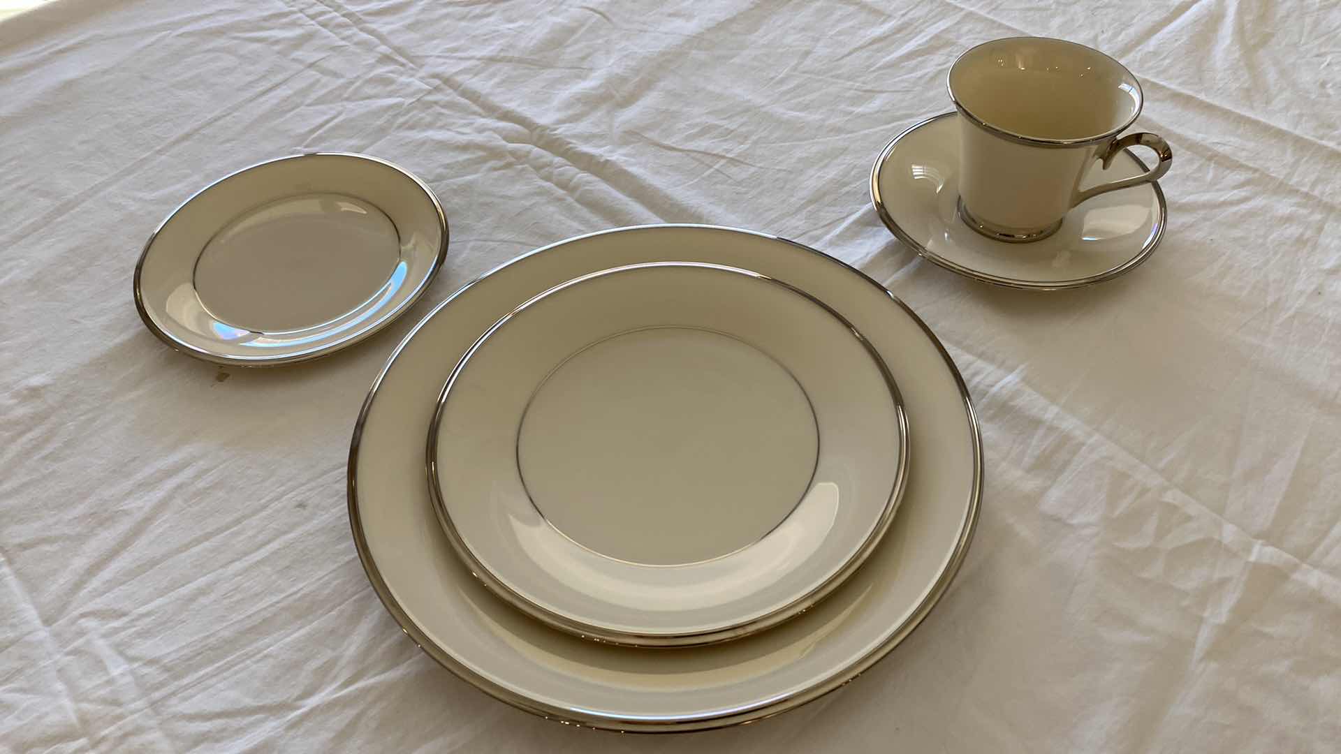 Photo 2 of 39 PIECE SET OF LENOX SOLITAIRE (1 CUP MISSING)
