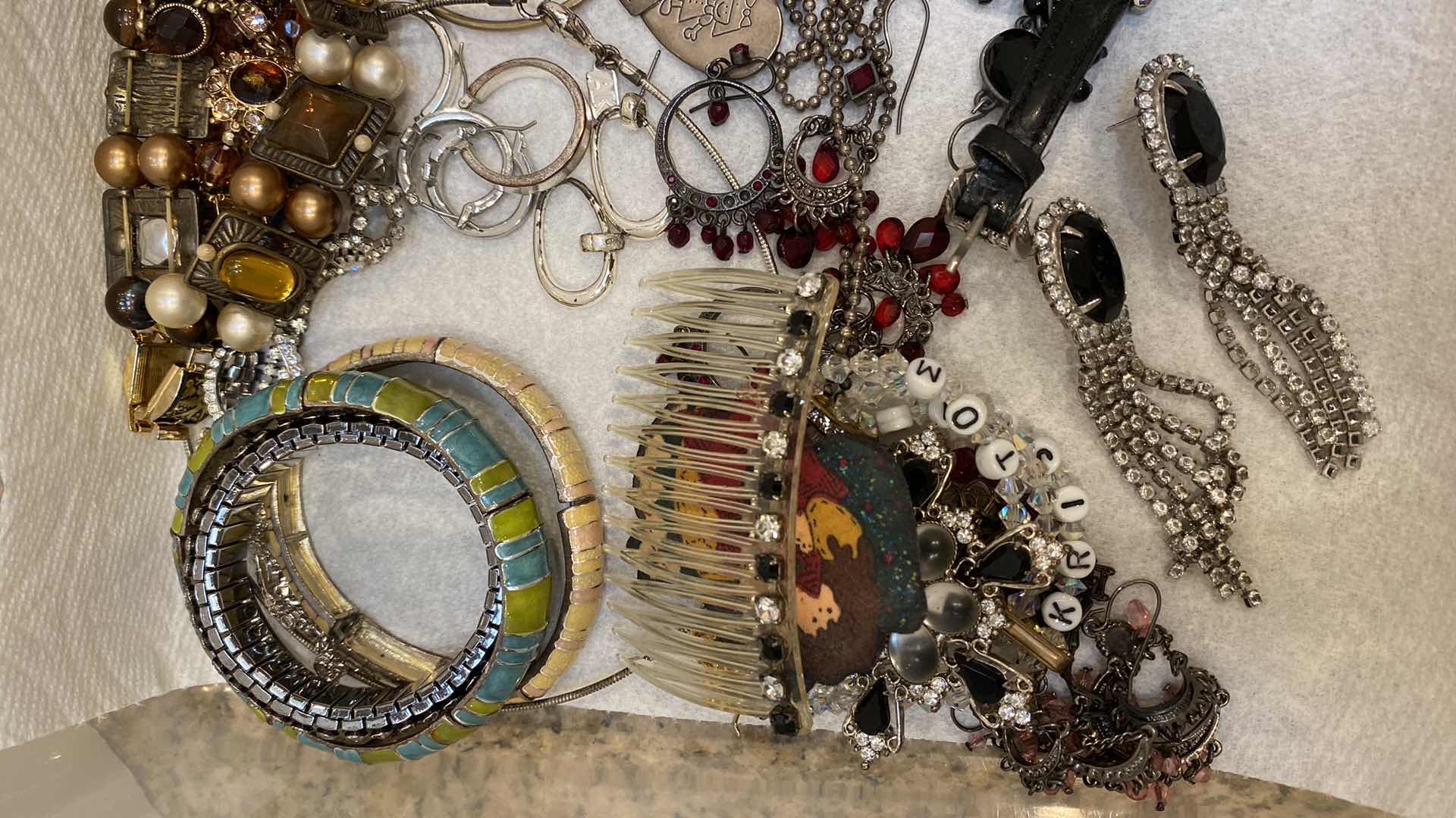 Photo 2 of COSTUME JEWELRY ASSORTMENT