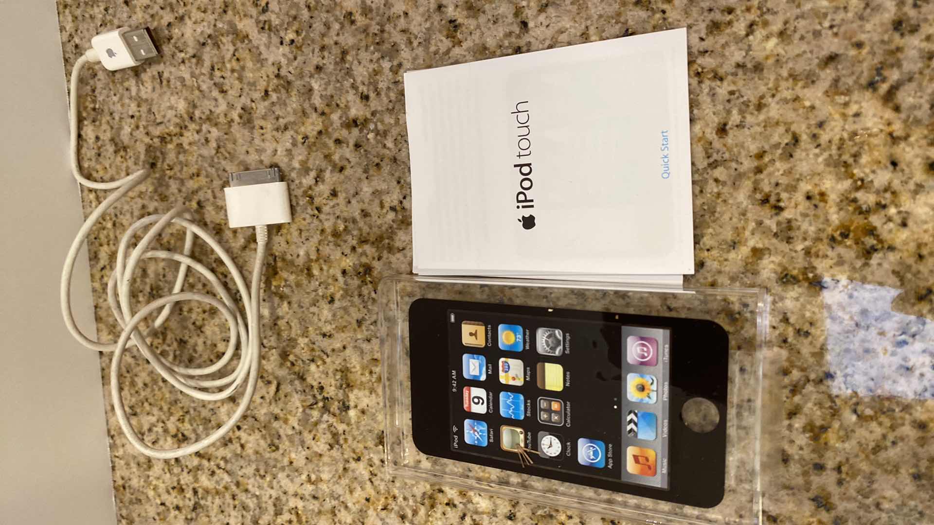 Photo 4 of 2008 APPLE IPOD TOUCH MODEL A1288, 8GB