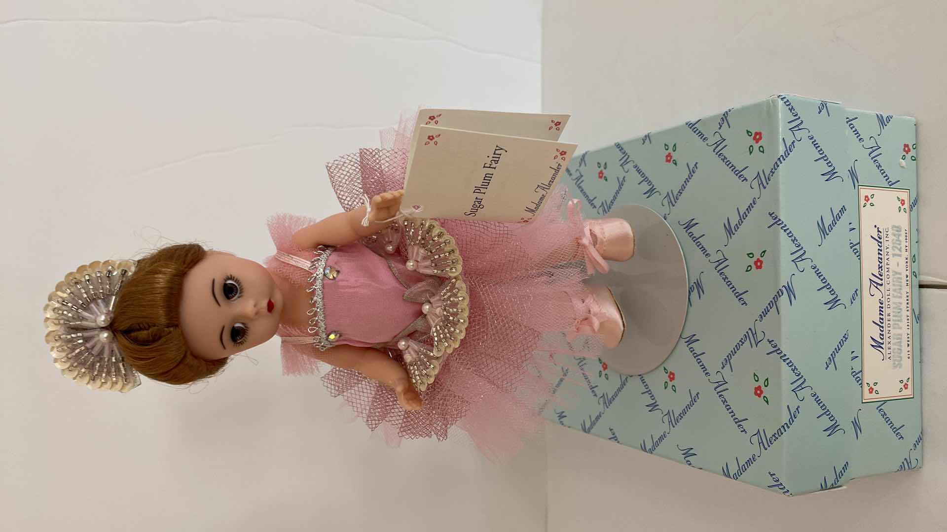 Photo 1 of MADAME ALEXANDER COLLECTIBLE INTRODUCED 1999 SUGAR PLUM FAIRY 12640 FROM FAO SCHWARZ H8” WITH BOX