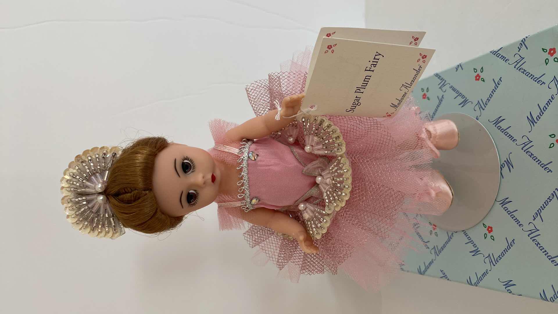 Photo 2 of MADAME ALEXANDER COLLECTIBLE INTRODUCED 1999 SUGAR PLUM FAIRY 12640 FROM FAO SCHWARZ H8” WITH BOX