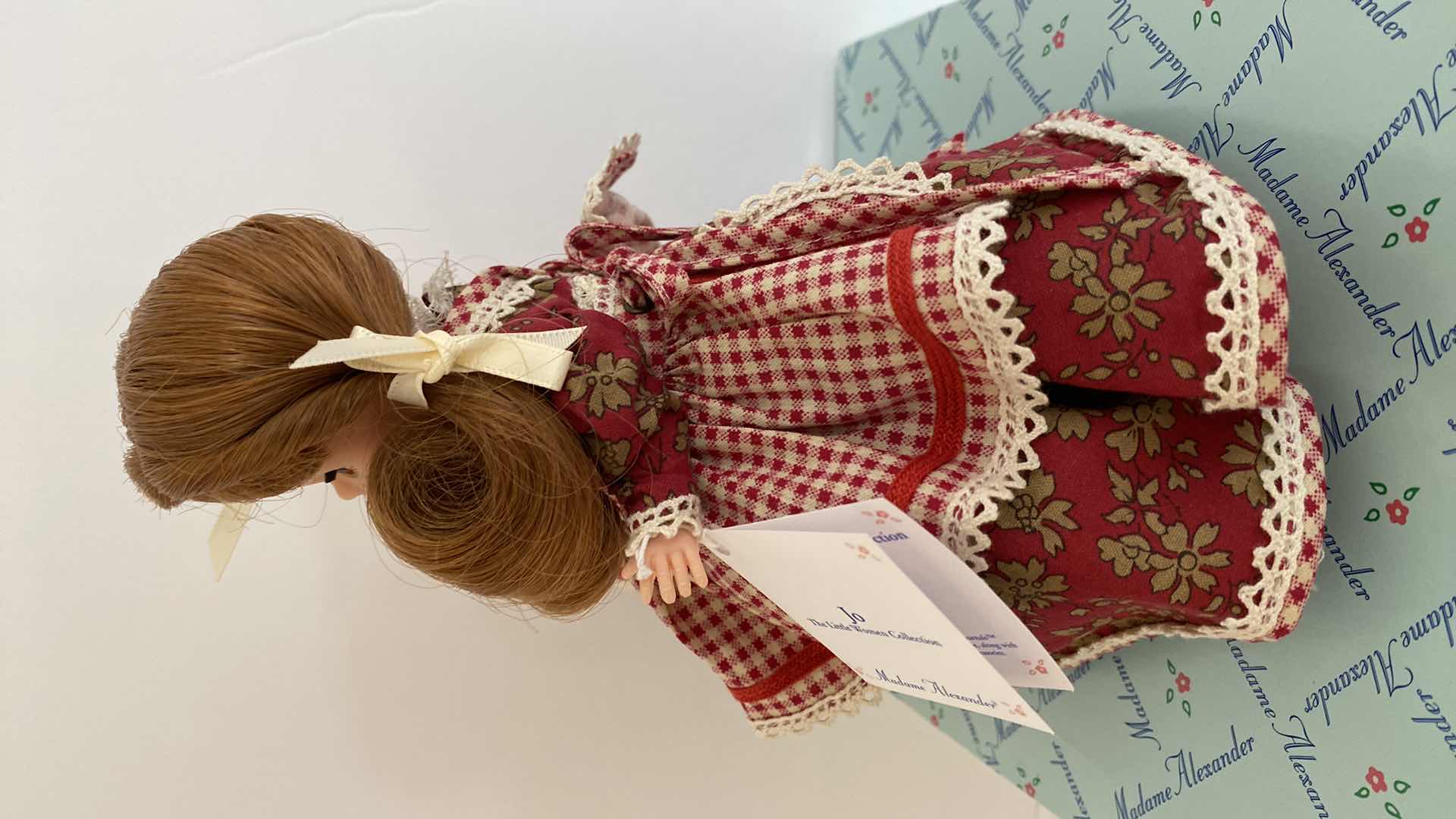Photo 4 of MADAME ALEXANDER COLLECTIBLE LITTLE WOMEN JO 28140 H8” FROM FAO SCHWARZ WITH BOX