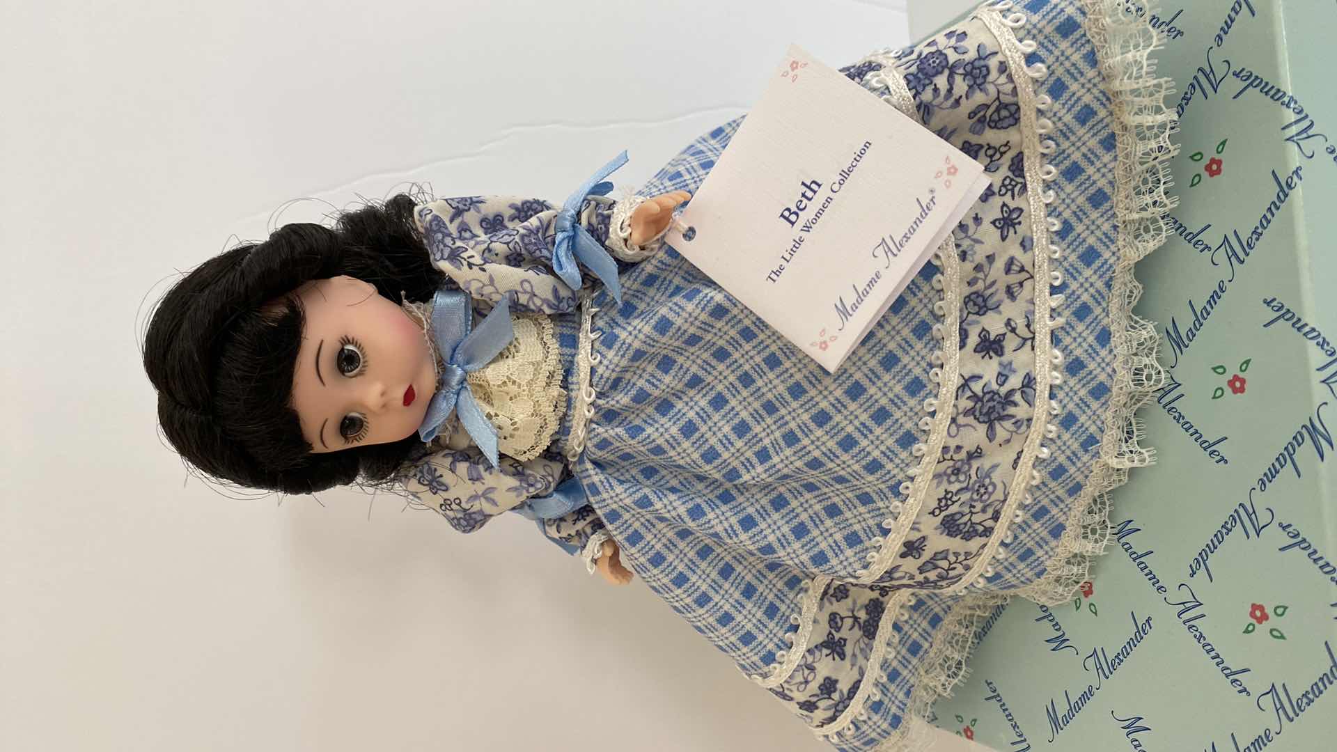 Photo 2 of MADAME ALEXANDER LITTLE WOMEN COLLECTION BETH 28160 H8” WITH BOX