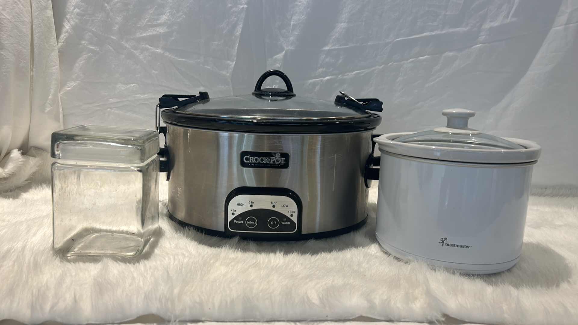 Photo 8 of KITCHEN ACCESSORIES- 2 SLOW COOKERS AND 1 GLASS STORAGE CONTAINER