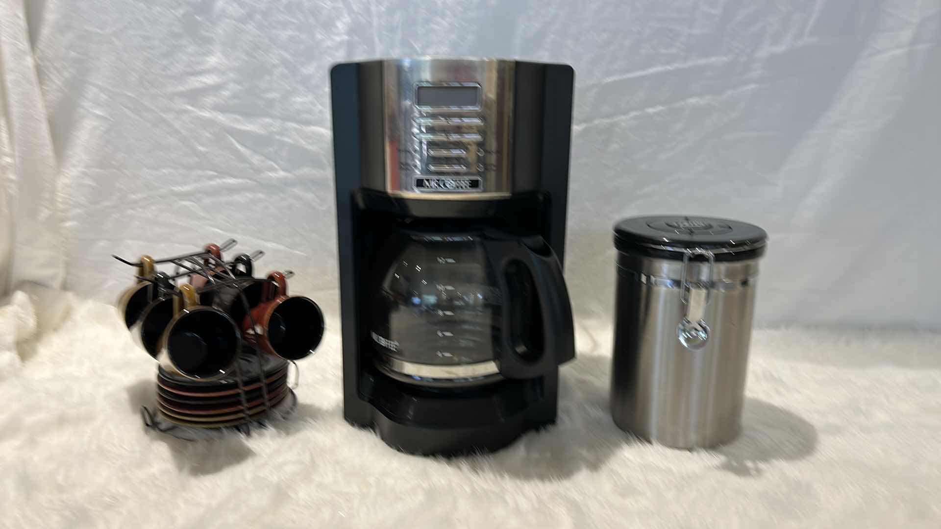 Photo 7 of KITCHEN ACCESSORIES -  MR COFFEE, EXPRESSO SET AND CANISTER