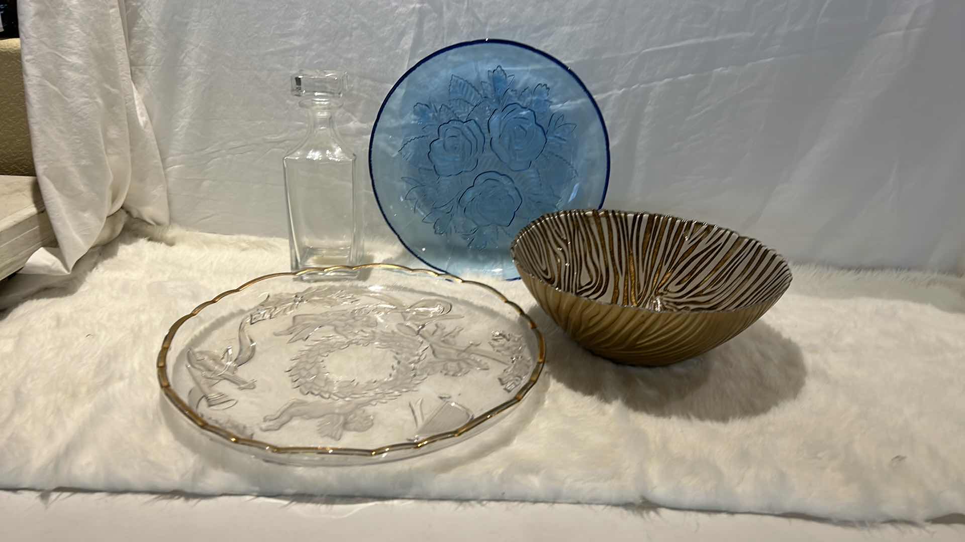 Photo 7 of KITCHEN ASSORTMENT 4 GLASS PIECES- 2 PLATTERS, GOLD AND IVORY BOWL AND DECANTER