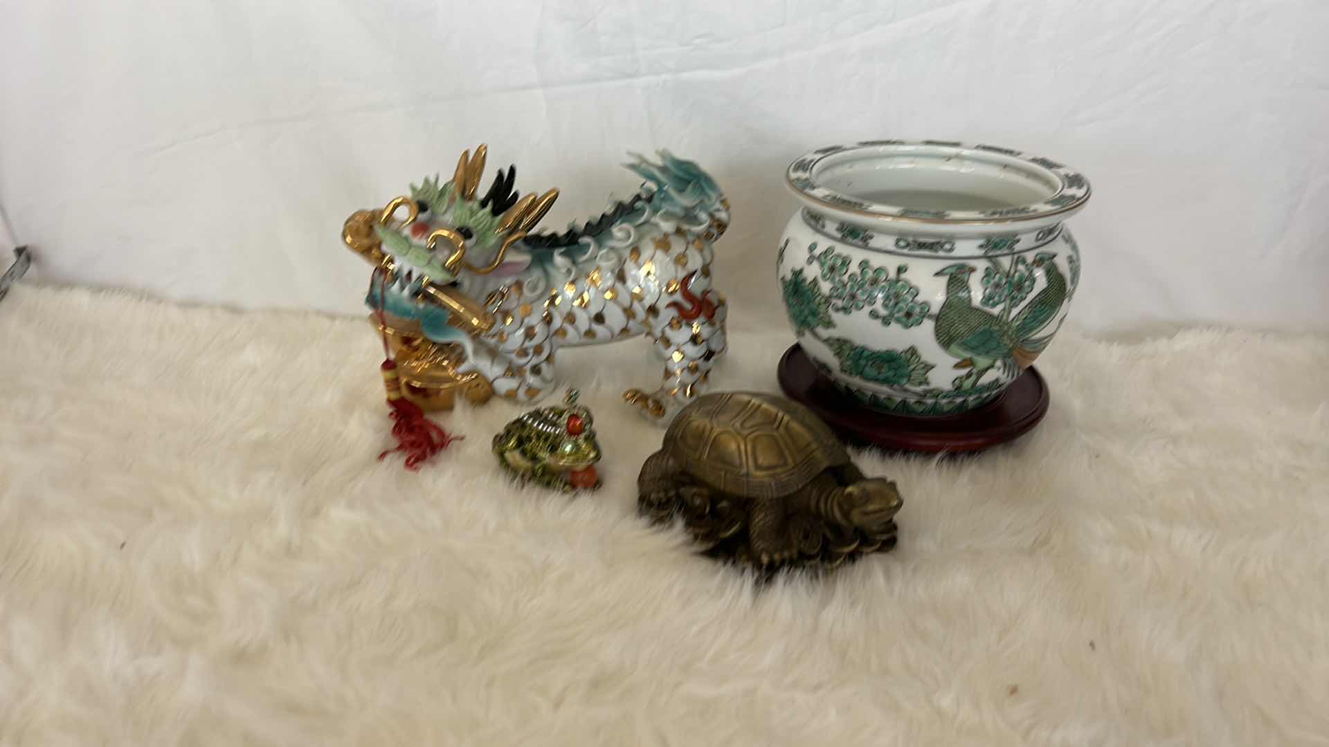 Photo 8 of 4 PC ASIAN DECOR - FOO DOG, CERAMIC POTTERY 7” x 5” AND MORE