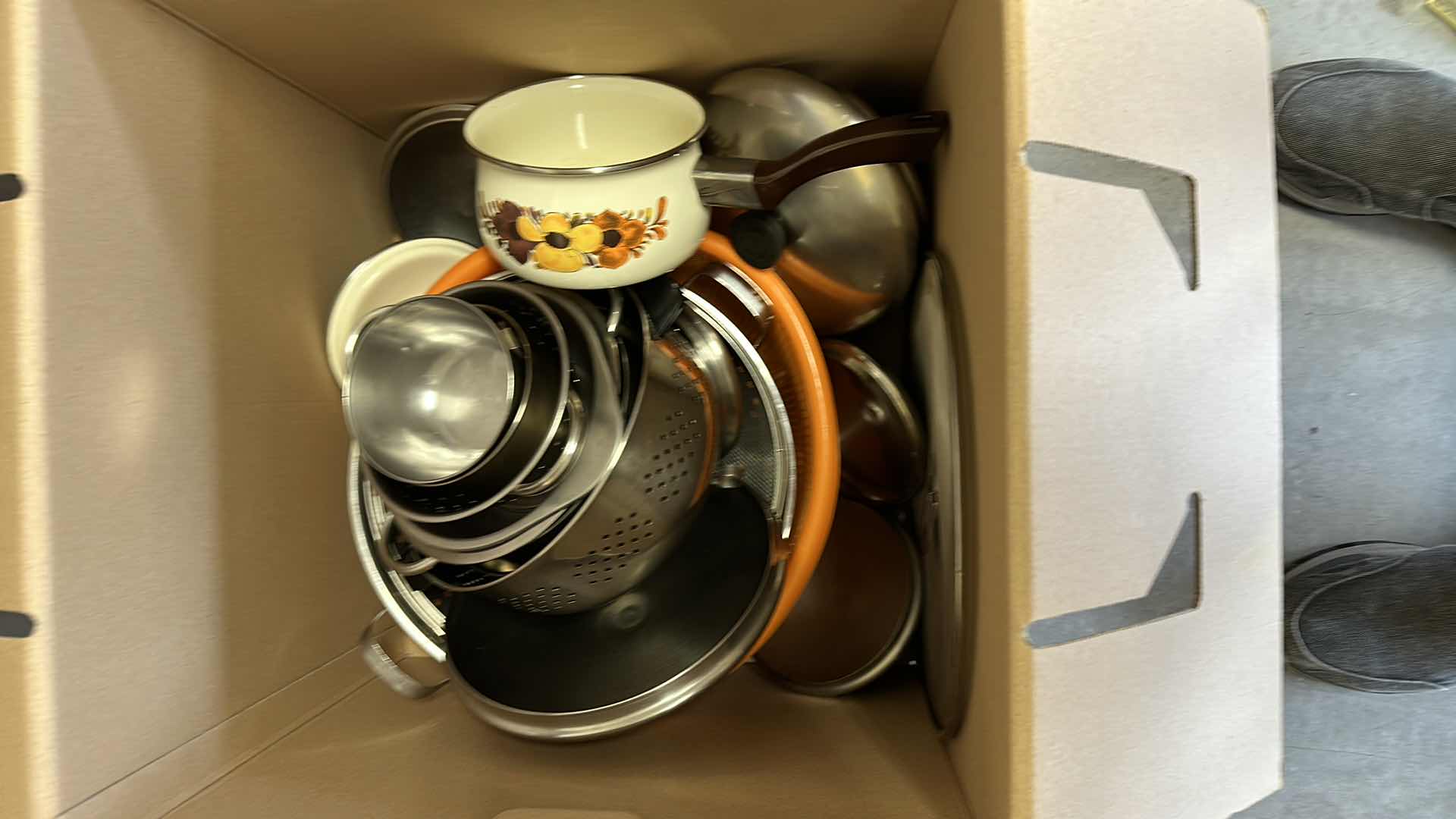 Photo 3 of BOX OF ASSORTED SMALL POTS AND PANS