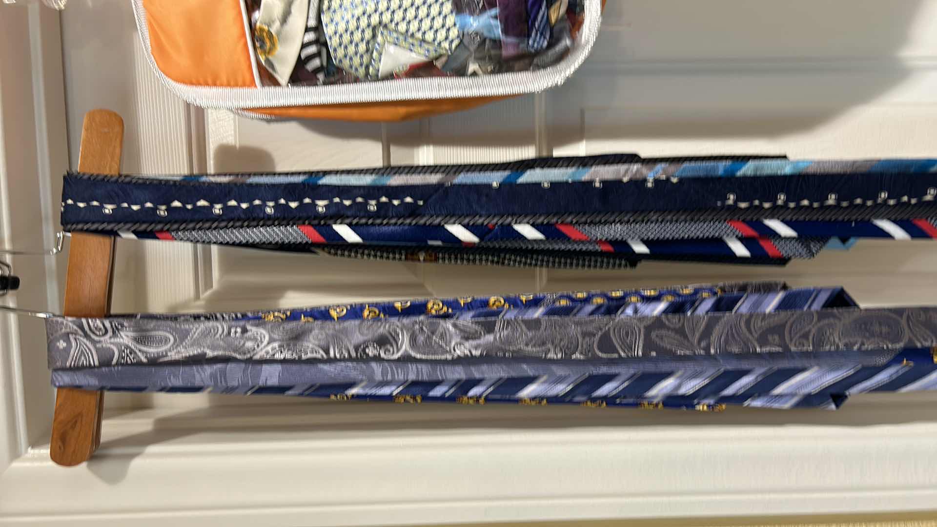 Photo 3 of MENS TIE ASSORTMENT