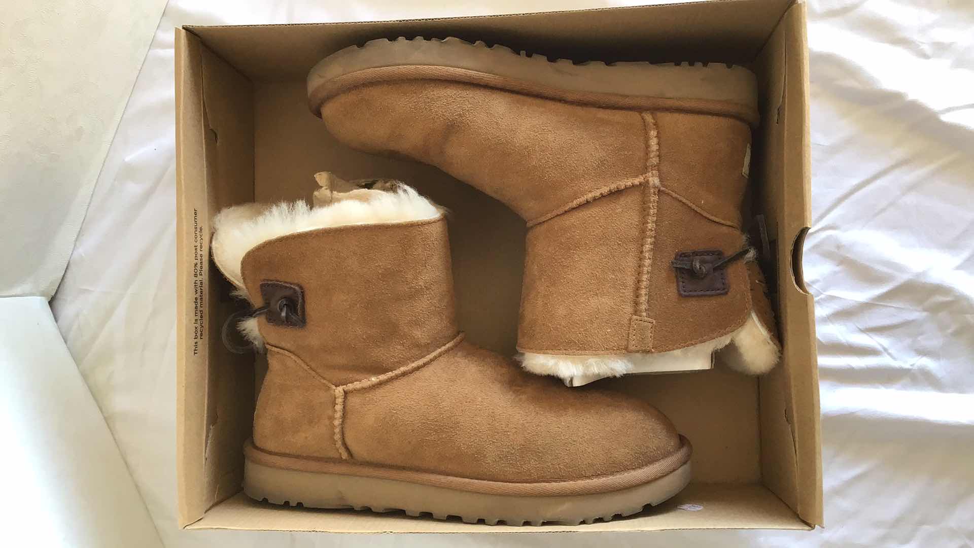 Photo 1 of UGG W ADORIA BOOTS WOMENS SIZE 7