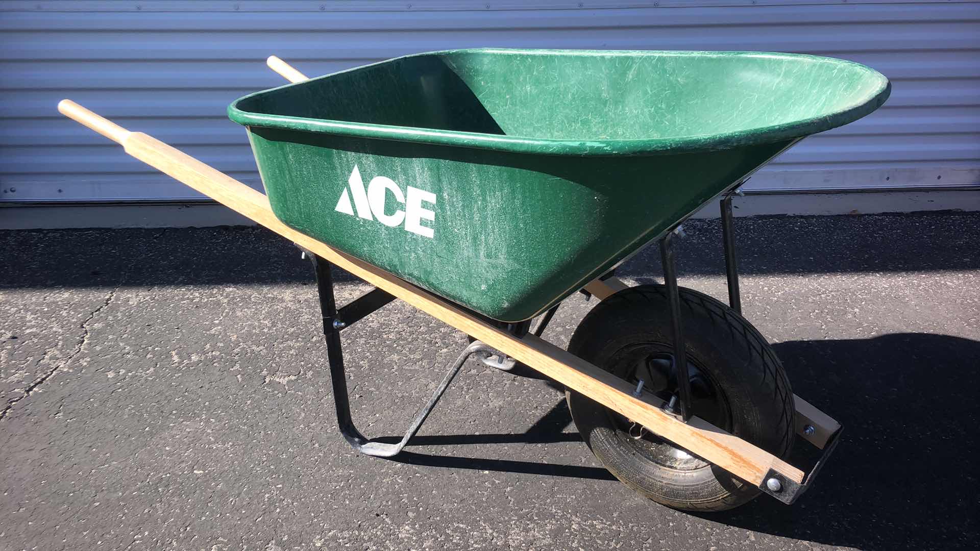 Photo 3 of ACE WHEELBARROW