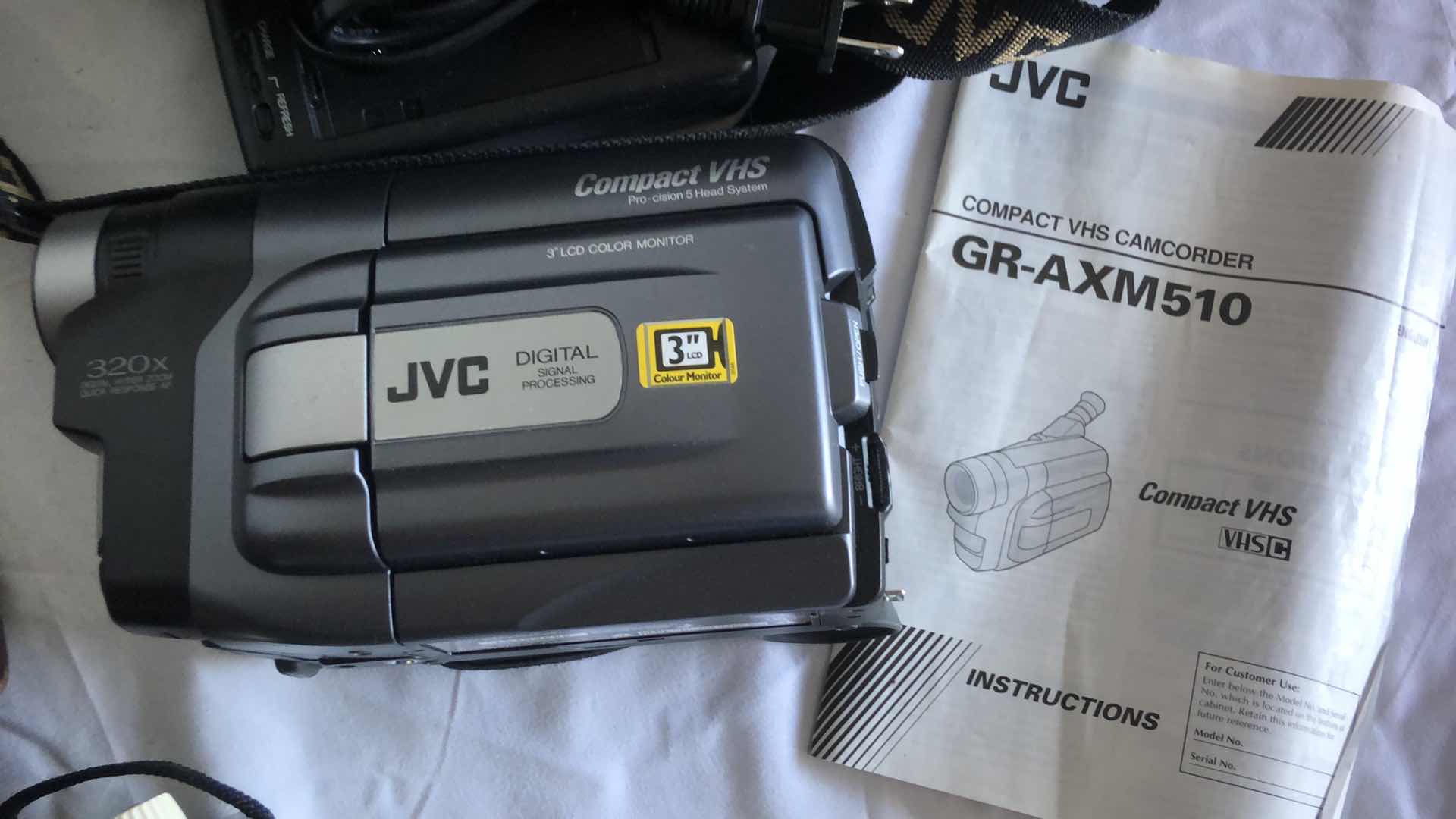 Photo 3 of CAMERA BUNDLE JVC CAMCORDER, KEYSTONE , KODAK