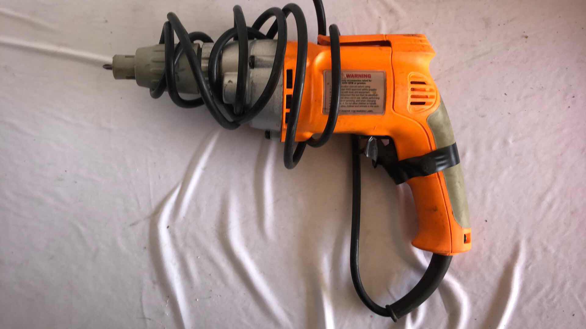 Photo 3 of CHICAGO ELECTRIC DRYWALL SCREWDRIVER VARIABLE SPEED