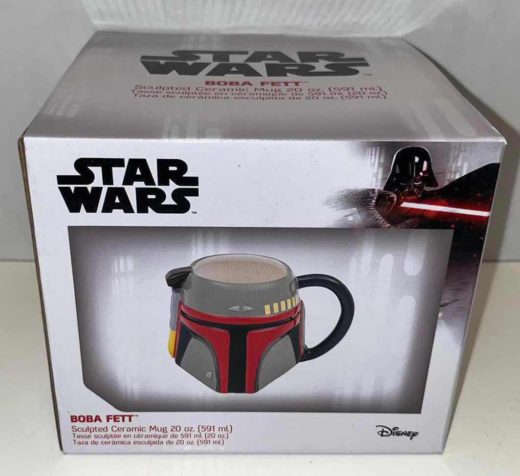 Photo 4 of NEW BIOWORLD STAR WARS BOBA FETT SCULPTED CERAMIC 20 OZ MUG