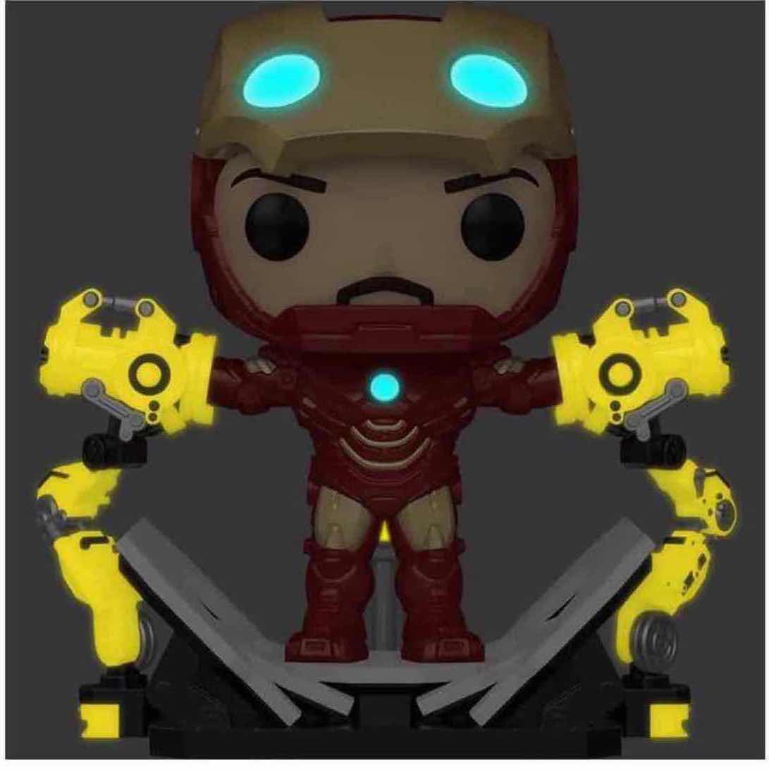 Photo 3 of NEW FUNKO POP! MARVEL STUDIOS IRON MAN 2 GLOW IN THE DARK DELUXE BOBBLEHEAD, #905 “IRON MAN W GANTRY”