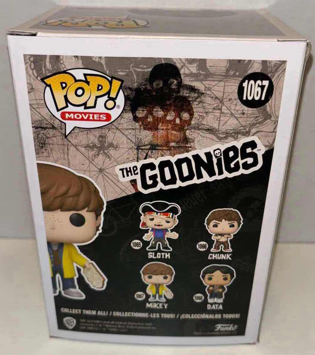 Photo 4 of NEW FUNKO POP! MOVIES VINYL FIGURE, THE GOONIES #1067 MIKEY