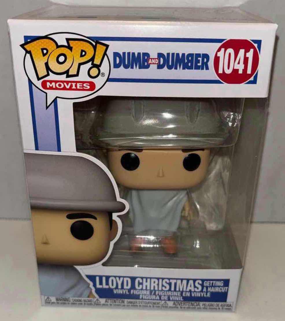 Photo 2 of NEW FUNKO POP! MOVIES VINYL FIGURE, DUMB AND DUMBER #1041 LLOYD CHRISTMAS GETTING A HAIRCUT